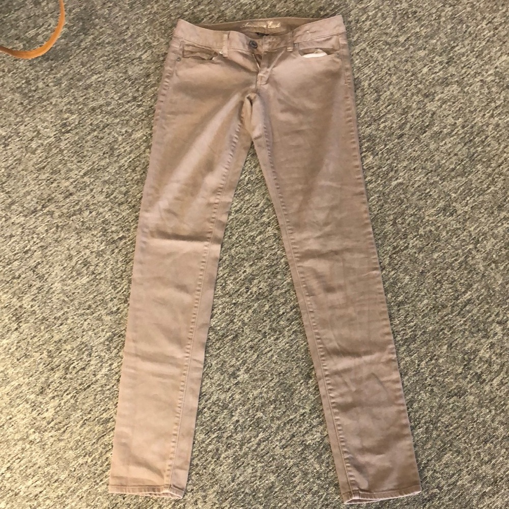 I am selling a American eagle jeans